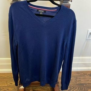 Banana Republic Men’s Extra Fine Merino V-Neck Sweater size L Colour Navy Blue
